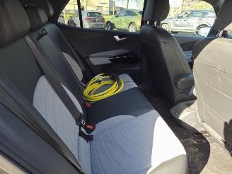 Volkswagen ID.3 Pro Performance  150KW / 62 Kwh /  27 Dkm / Rijdende auto picture 17