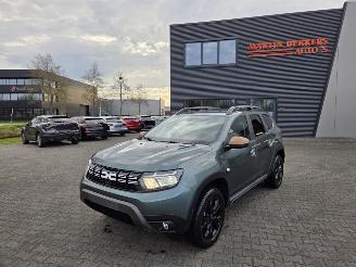 Voiture accidenté Dacia Duster EXTREME  ALL-RAD 110KW / 24 DKM 2024/3