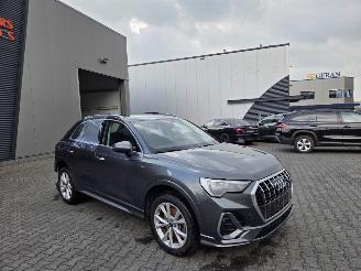 Audi Q3 1.5 P-HEV / S-LINE picture 15