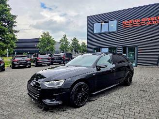Vaurioauto  passenger cars Audi A4 Avant 140.KW- QUATRO / S-LINE/ PANO / 77.DKM 2020/2