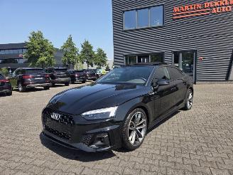 Voiture accidenté Audi A5 HYBR DIESEL / S-LINE / AUTOM / PANO / LEER 2022/1