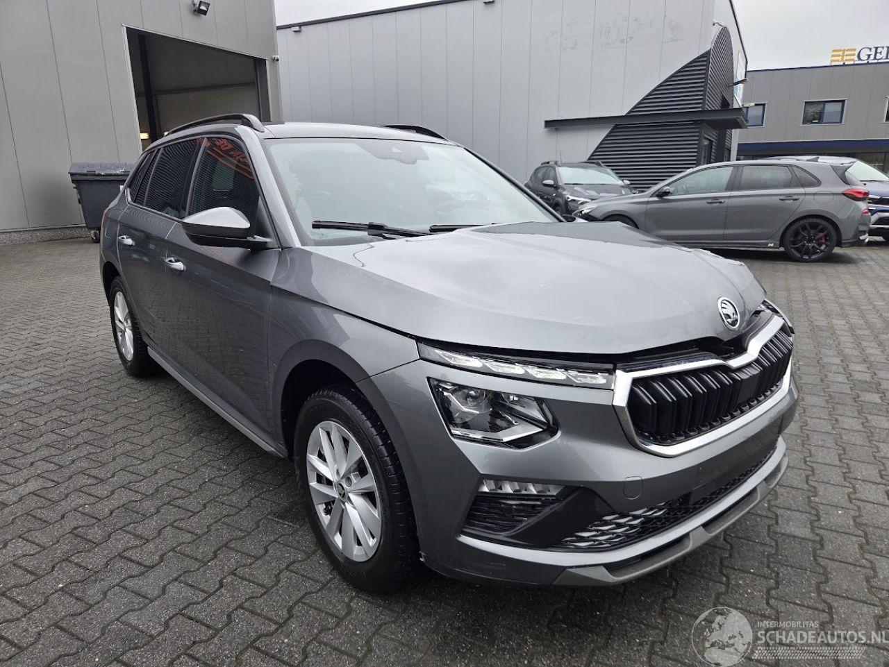 Skoda Kamiq AUTOMAAT / PANO / NAVI / CAMERA / STOELVERW