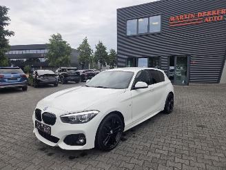 Vaurioauto  passenger cars BMW 1-serie 120i -135kw / M-SPORT / AUTOMAAT 2019/1