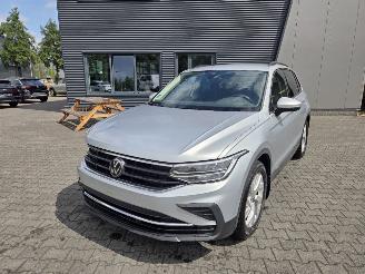 škoda osobní automobily Volkswagen Tiguan 1.5 TSi 110kw / Dig Cockpit / Stoelverw / Navi / Camera 2024/1