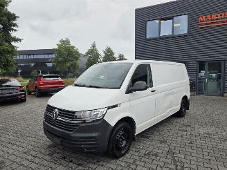 krockskadad bil bedrijf Volkswagen Transporter 2.0 TDi - 150PK L2H1 /  31150 KM /  CLIMA 2024/1