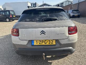 Citroën C4 cactus 1.2 e-VTI Shine/automaat/camera/clima/navi/61350dkm picture 5