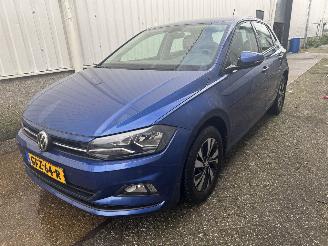 krockskadad bil auto Volkswagen Polo 1.6 TDI Highline/automaat/airco 2020/7