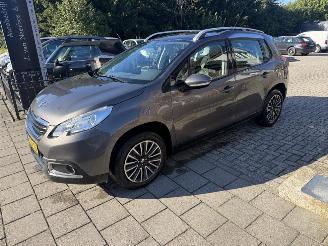 bruktbiler auto Peugeot 2008 1.2 PureTech Active nieuwe apk 2014/11