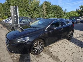 Käytettyjen passenger cars Volvo V-40 1.6 T4 Summum 2012/10