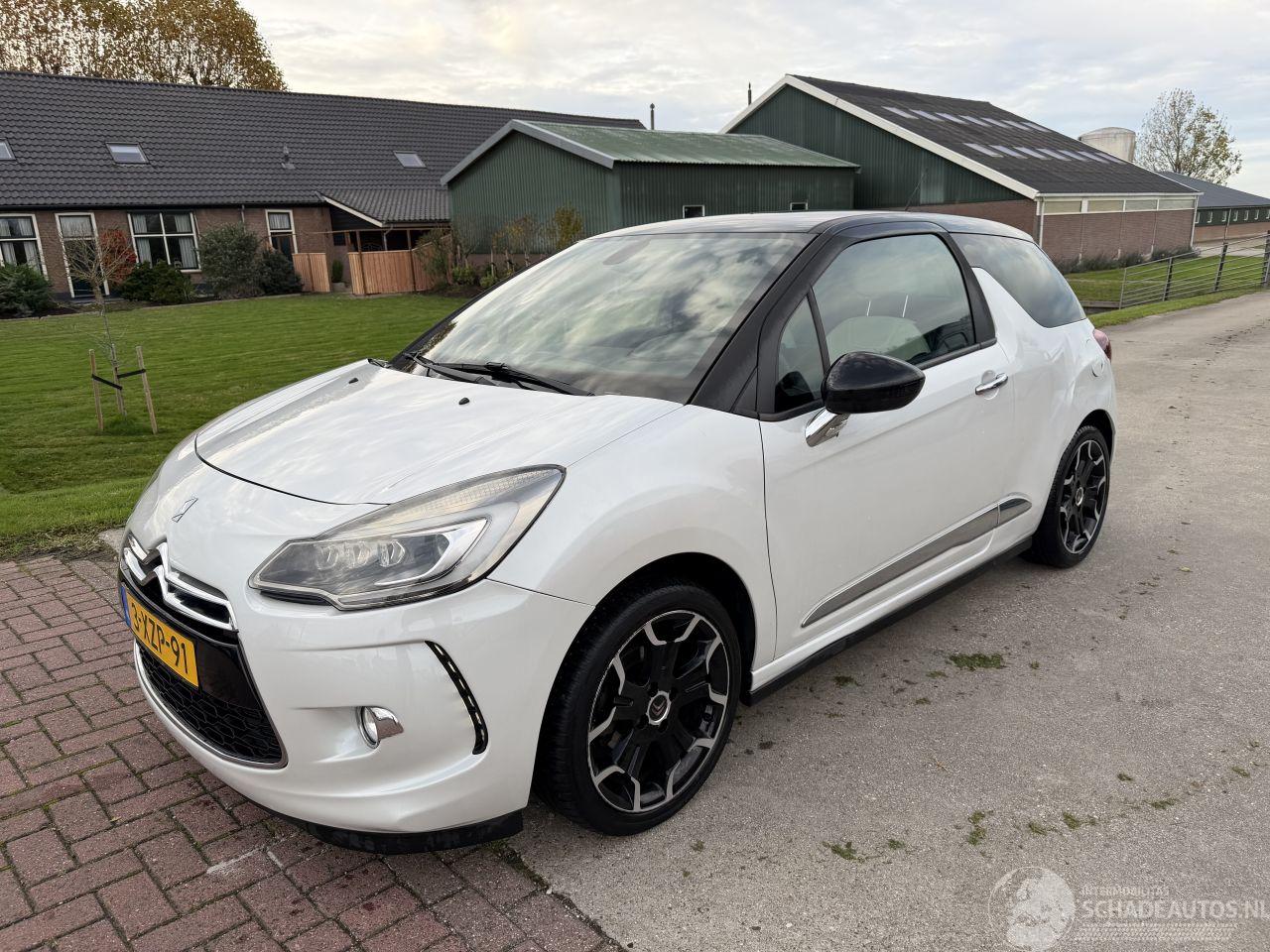Citroën DS3 1.6 VTI | AUTOMAAT | CAMERA | LEER | NAVI | CLIMA | NL-AUTO