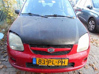 krockskadad bil auto Suzuki Ignis Benzine 1.3 2004/8