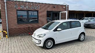 Coche accidentado Volkswagen Up! high up! 2016/3