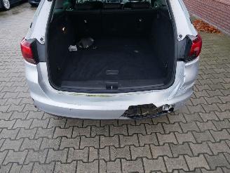 Opel Astra Sports Tourer Business Start/Stop picture 8