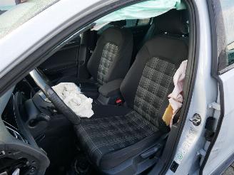 Volkswagen Golf GTD LED picture 14