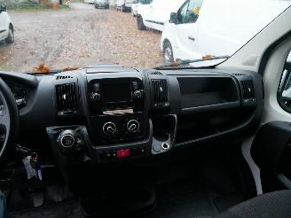 Peugeot Boxer L1H1 MOTORSCHADE picture 8