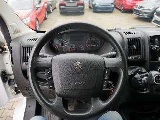 Peugeot Boxer L1H1 MOTORSCHADE.LOOPT WEL MAAR ONREGELMATIG picture 10