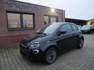 uszkodzony samochody osobowe Fiat 500E ICON 2022/5