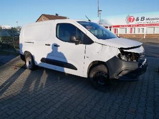 krockskadad bil auto Citroën Berlingo MAXI L2H1 2020/6