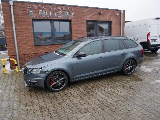 Schadeauto Skoda Octavia RS 245 PANORAMADAK VIRTUAL COCKPIT CANTON 2019/2
