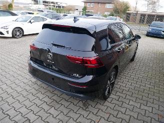 Volkswagen Golf 1.5 eTSI PANORAMADAK ACC VIRTUAL COCKPIT. picture 3