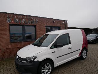 krockskadad bil bedrijf Volkswagen Caddy  2020/4