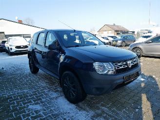 Dacia Duster ESSENTIAL picture 2