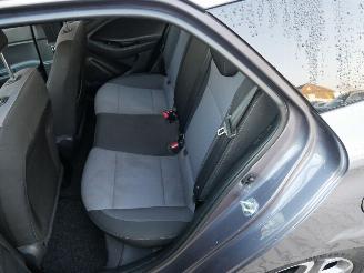 Hyundai I-20  picture 12
