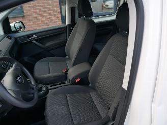 Volkswagen Caddy maxi 4-MOTION 2 SCHUIFDEUREN MOTORSCHADE!!! picture 6