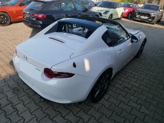 Mazda MX-5 SKYACTIVE picture 3
