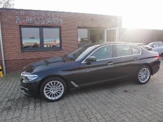 Schadeauto BMW 5-serie 530 D X-DRIVE LEER LED ACC 2018/7