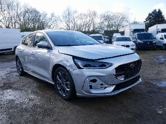 skadebil auto Ford Focus ST LINE X 2025/9