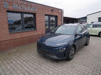 Voiture accidenté Hyundai Kona LED LEER KRELL 2023/8