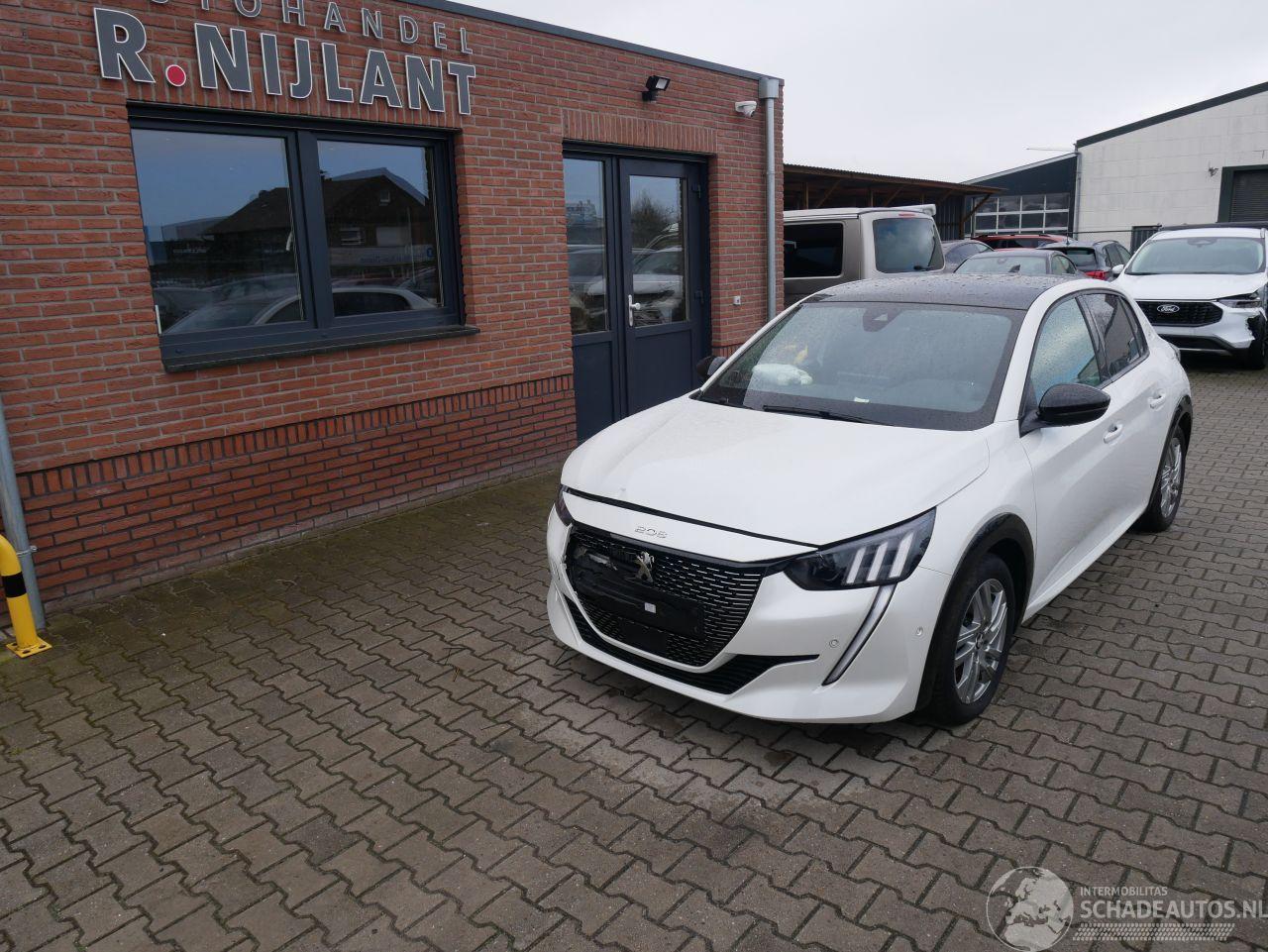 Peugeot 208 GT PACK PANORAMADAK ALCANTARA LED VIRTUAL COCKPIT