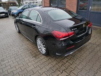 Mercedes A-klasse A 200 AMG ALCANTARA AUTOMAAT LED picture 4