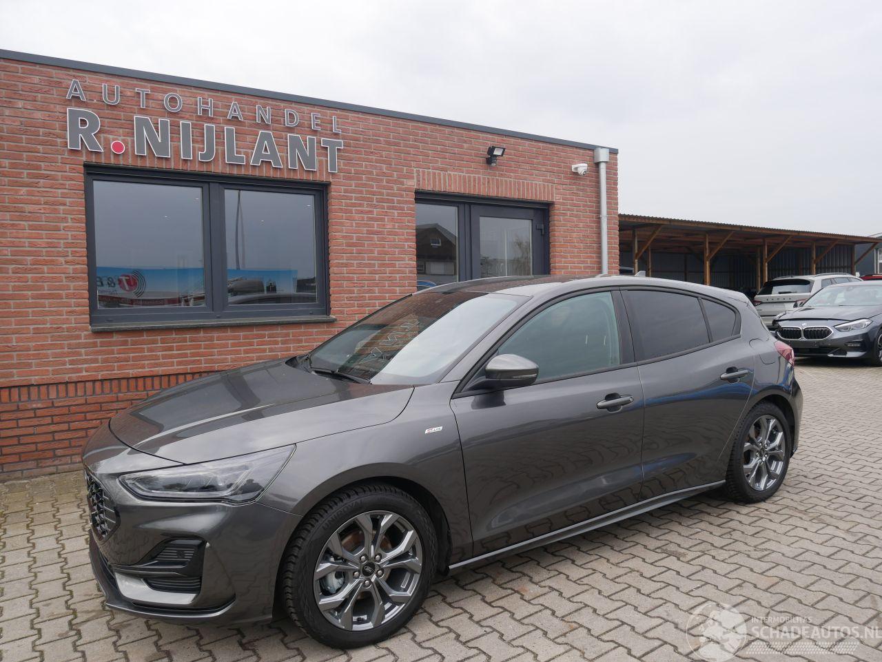 Ford Focus ST LINE LED ACC