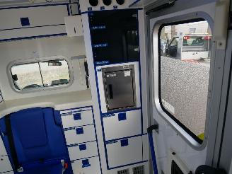 Mercedes Sprinter 519 CDI ZIEKENHUIS AUTO picture 22