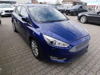 Ford Focus TITANIUM BI-XENON picture 4