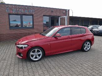 Unfallwagen BMW 1-serie 118i M-SPORT SHADOW EDITION LED 2019/3