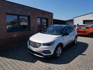 Vaurioauto  passenger cars Opel Grandland INNOVATION LED LEER DENON ACC 2018/2