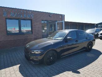 Voiture accidenté BMW 3-serie 320 D M-SPORT ALCANTARA 2022/3