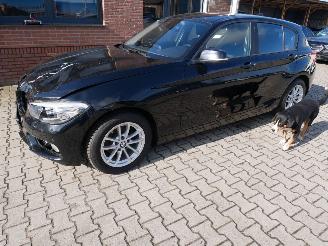 BMW 1-serie 116 D picture 2