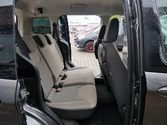 Ford Tourneo Courier TITANIUM picture 15