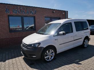 krockskadad bil auto Volkswagen Caddy 4 MOTION 5 PERSOONS 2019/3