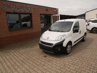 voitures fourgonnettes/vécules utilitaires Fiat Fiorino  2018/8