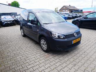 Volkswagen Caddy MOTOR LOOPT ONREGELMATIG. picture 2