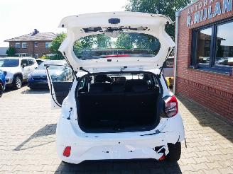 Hyundai I-10  picture 19