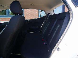 Hyundai I-10  picture 18