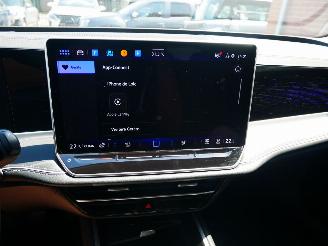 Volkswagen Passat ELEGANCE picture 19