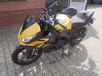 Aprilia Tuono 125 picture 2