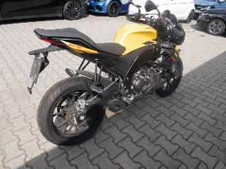 Aprilia Tuono 125 picture 5